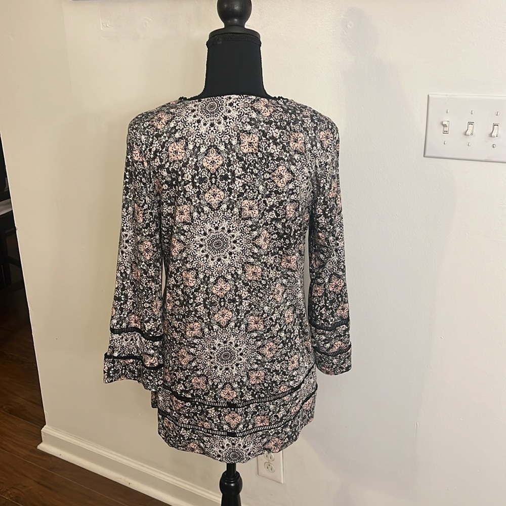 Daniel Rainn Boho Lagenlook V-Neck BabyDoll Blouse, Sz. Small. - Picture 4 of 10